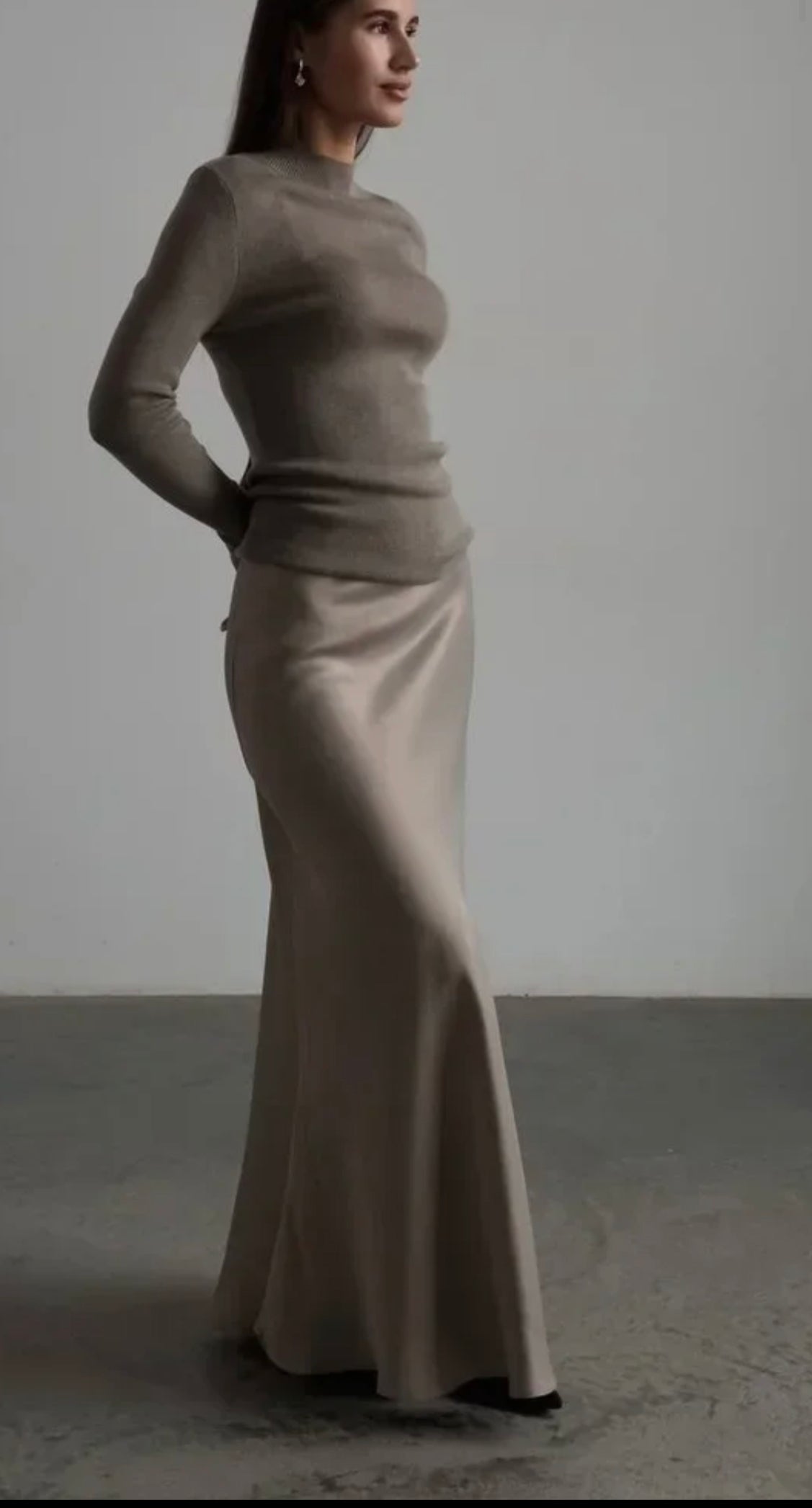 Jupe satinée  beige