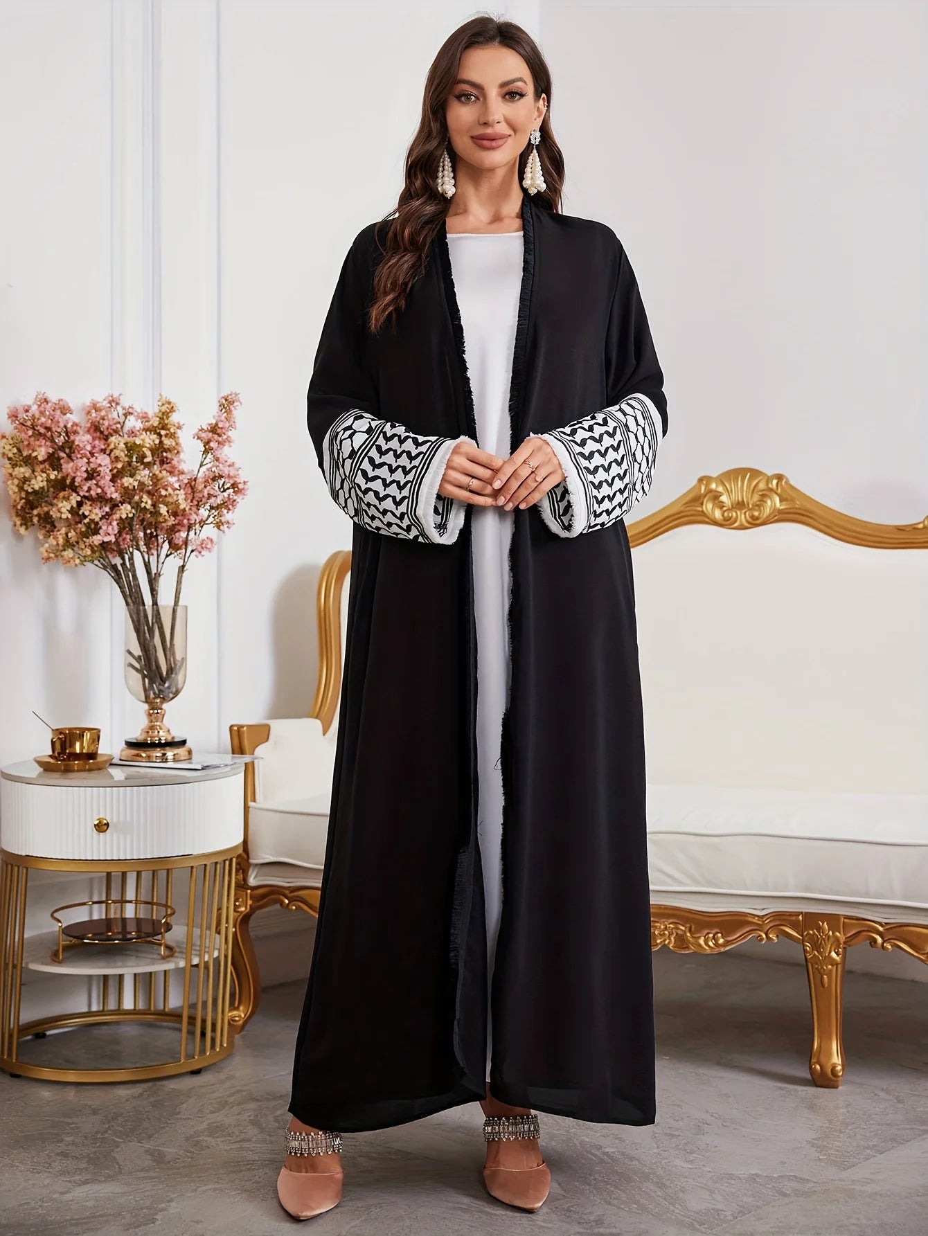 Abaya FARACHA