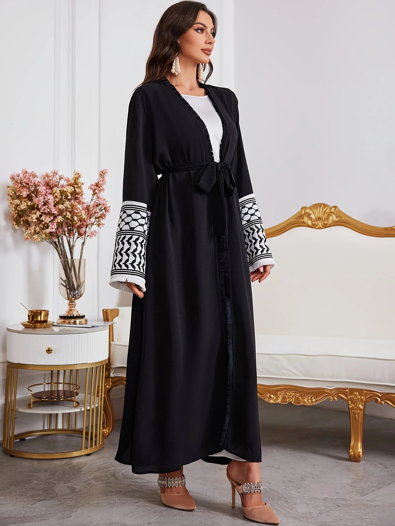 Abaya FARACHA