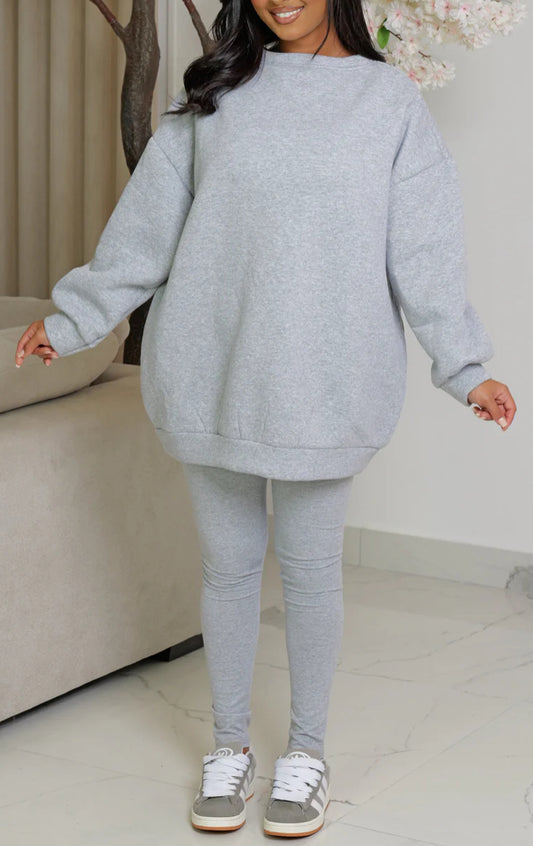 Ensemble Pull Gris